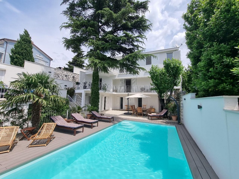 Köp en villa i Kroatien - Panorama Scouting Real Estate.