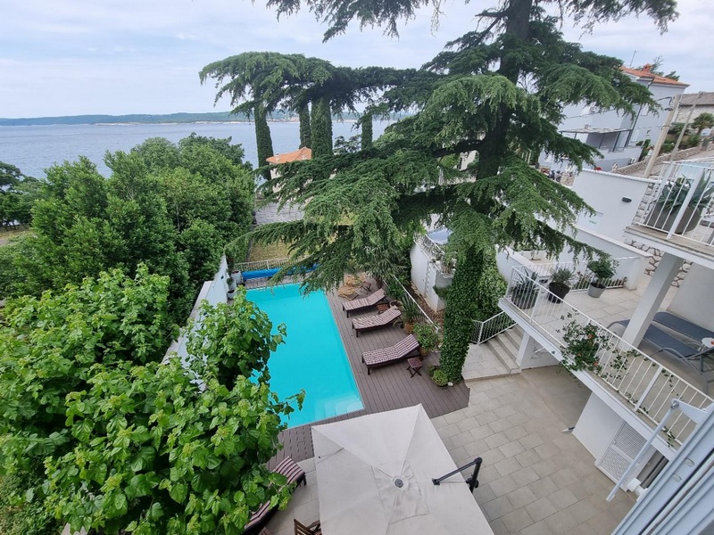 Villa nära stranden i Crikvenica, Kroatien till salu - Panorama Scouting.