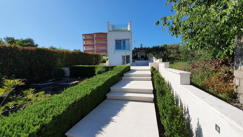 Köp en villa i Dalmatien - Panorama Scouting.