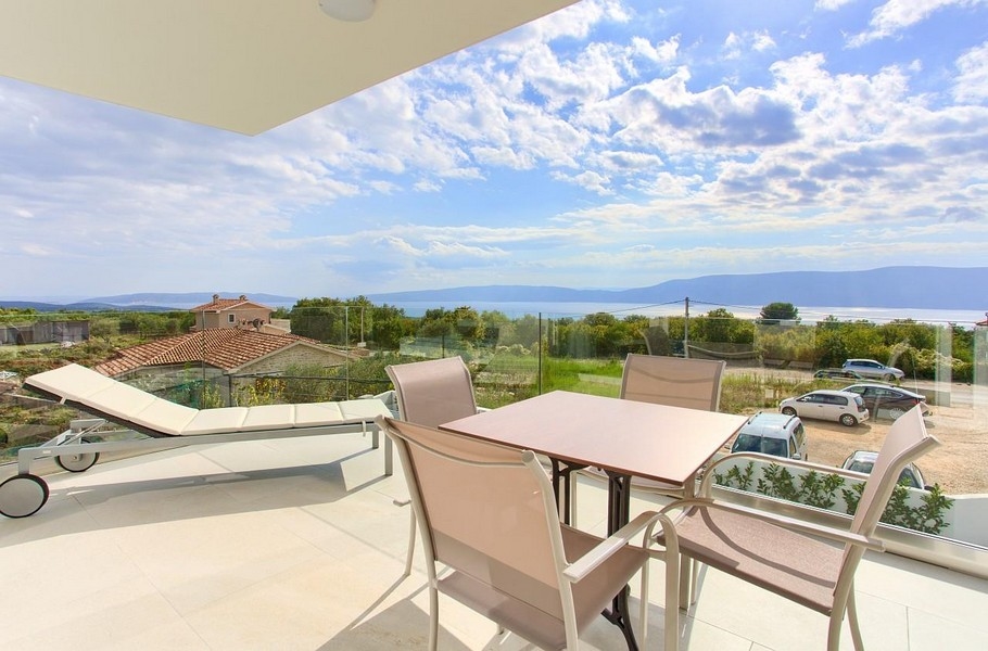 Panoramautsikt över havet av Villa H1897 i Kroatien - Panorama scoutingön Krk.