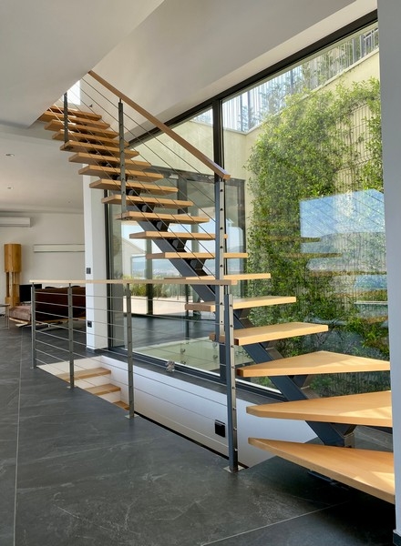 Strandfastigheter i Kroatien - Panorama Scouting H1922, centrala Dalmatien, ön Ciovo Trogir.