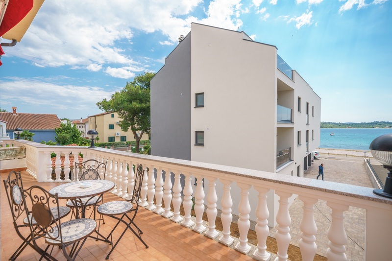 Hus nära havet i Kroatien till salu - Panorama Scouting Real Estate.