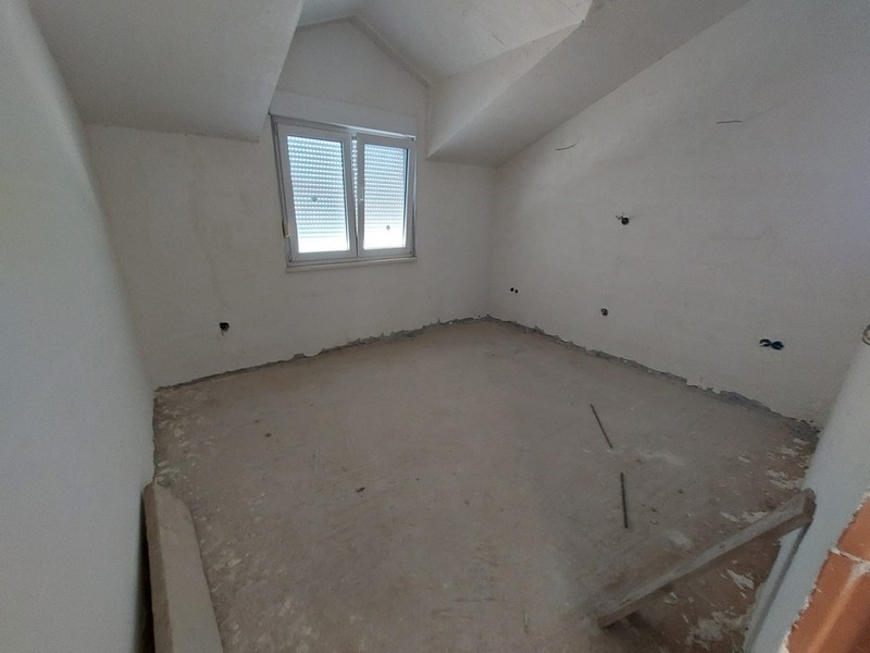 Köp ett hus i Kroatien, Centrala Dalmatien, ön Ciovo Trogir - Panorama Scouting Immobilien H2200, inköpspris: 710 000 EUR - bild 13