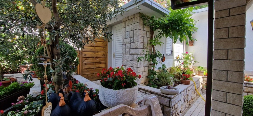 Nya och moderna fastigheter Kroatien - Panorama Scouting H2222.