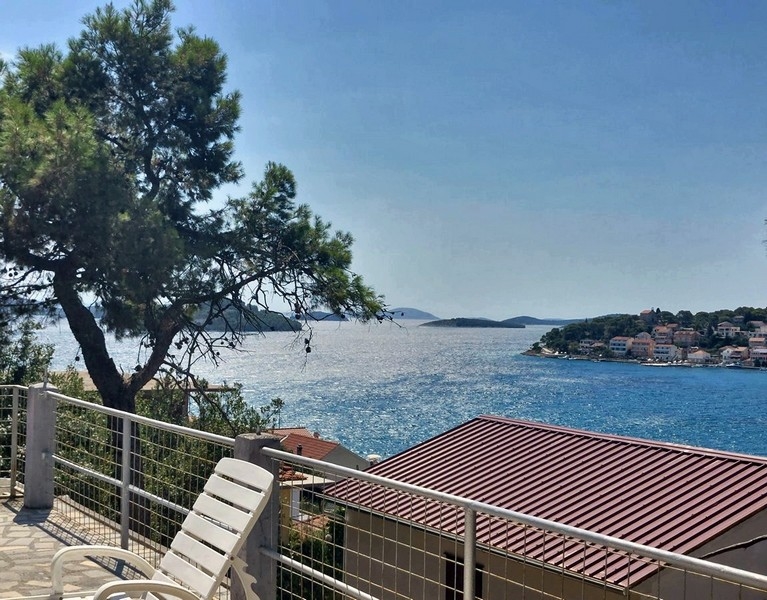 Köp ett hus i Kroatien, norra Dalmatien, ön Murter Tisno - Panorama Scouting Immobilien H2295, inköpspris: 590 000 EUR - bild 2