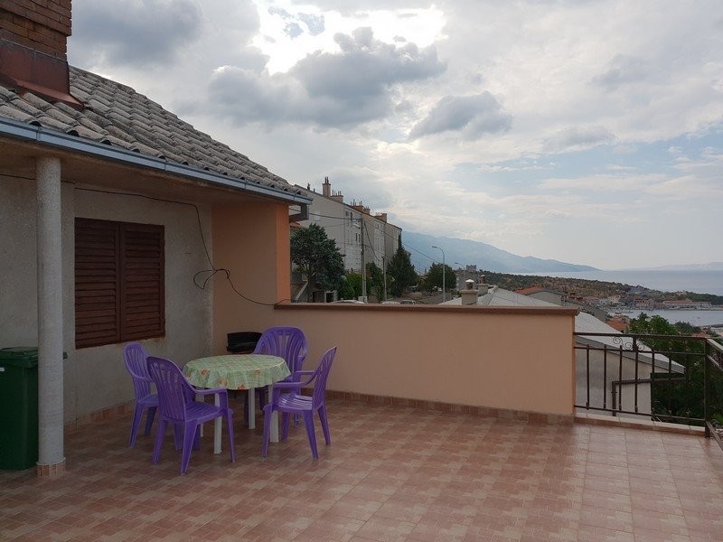 Stort hus med panoramautsikt över havet, Senj