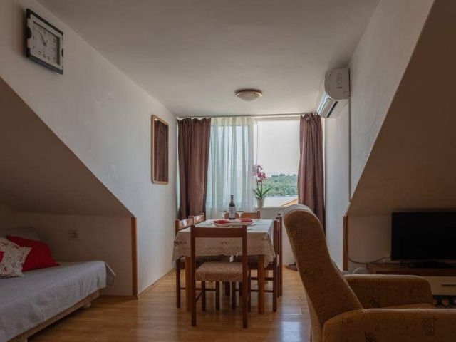 Väldesignat hyreshus - ön Korcula