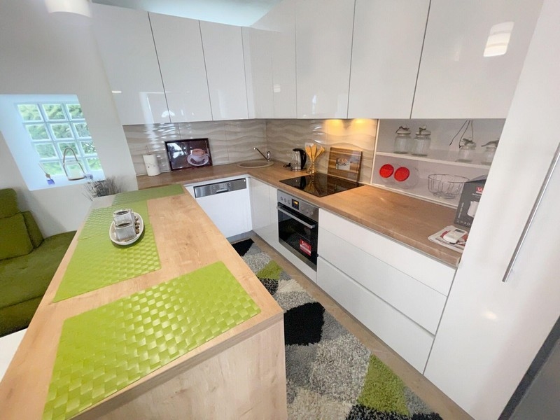 En lägenhet, 3 studiolägenheter