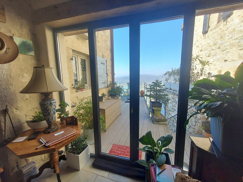 Romantisk känsla i och runt huset