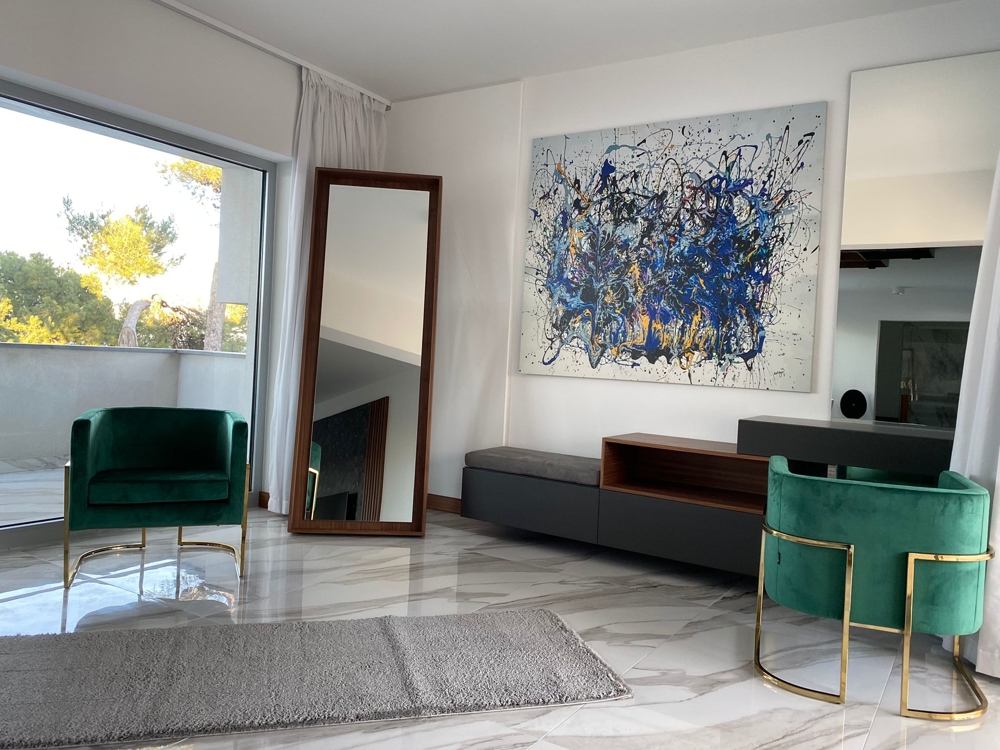 Köp en möblerad villa av hög kvalitet