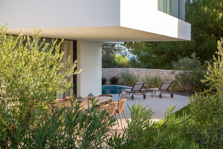 Terrass på fastigheten H2584, som är till salu i Sukosan, Kroatien.