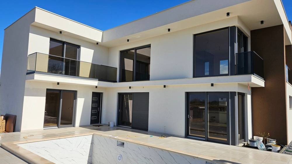 Modern lyxvilla till salu i Kroatien - Panorama Scouting H2640.