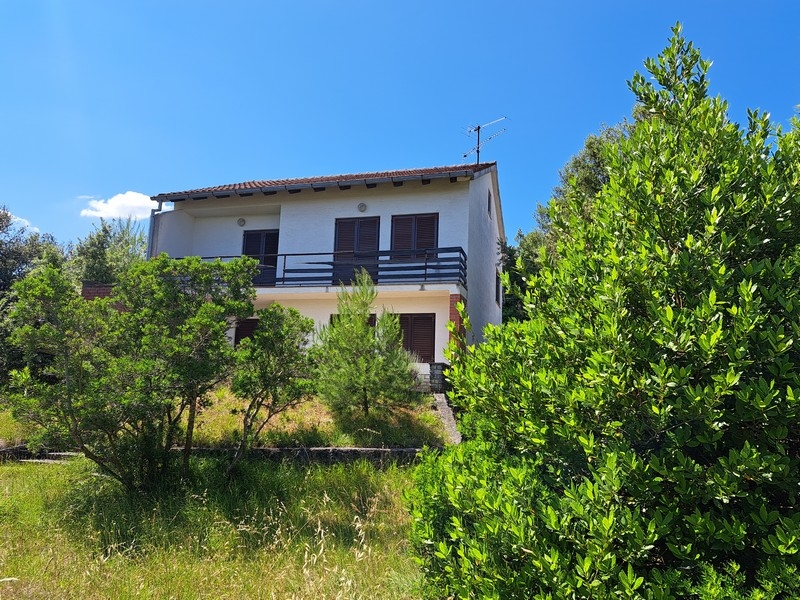 Köp ett hus i ett attraktivt läge i Kroatien - Panorama Scouting H2648, Pasman.