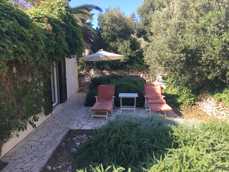 Terrass av fastighet H2653 nära havet på Peljesac i Kroatien - Panorama Scouting.