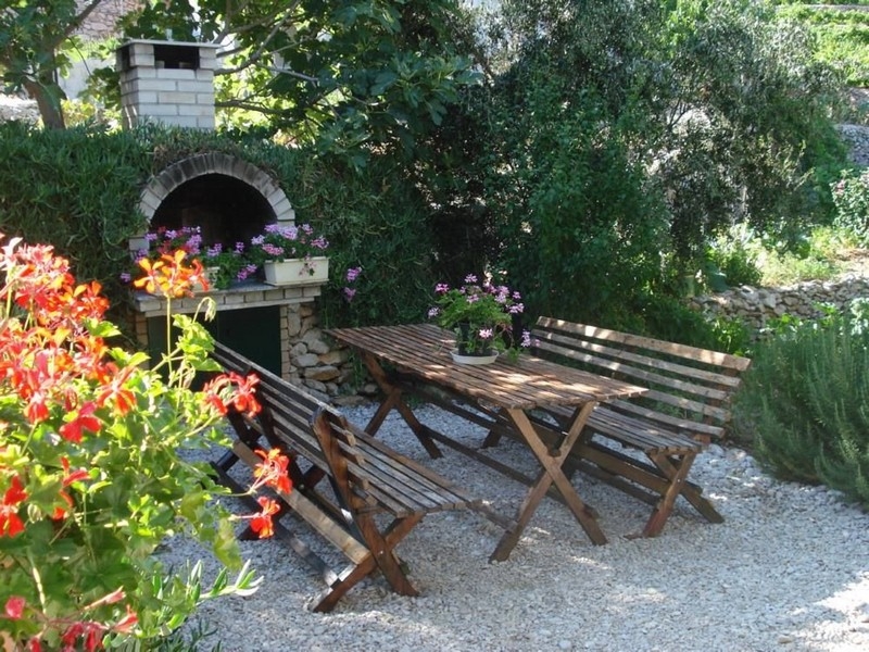 Grill av fastighet H2653 i Kroatien - Panorama Scouting.