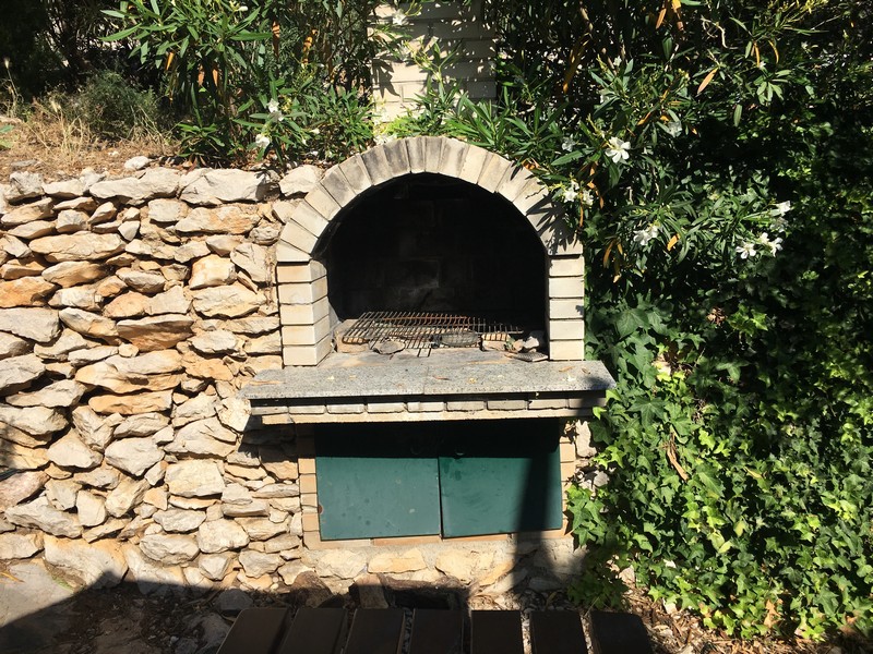 Grill i dalmatisk stil.