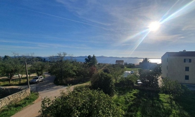 Havsutsikt över hus H2657 till salu i Kroatien i Zadar.