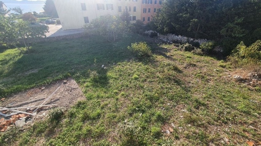 Tomt H2657, Kroatien - Panorama Scouting.