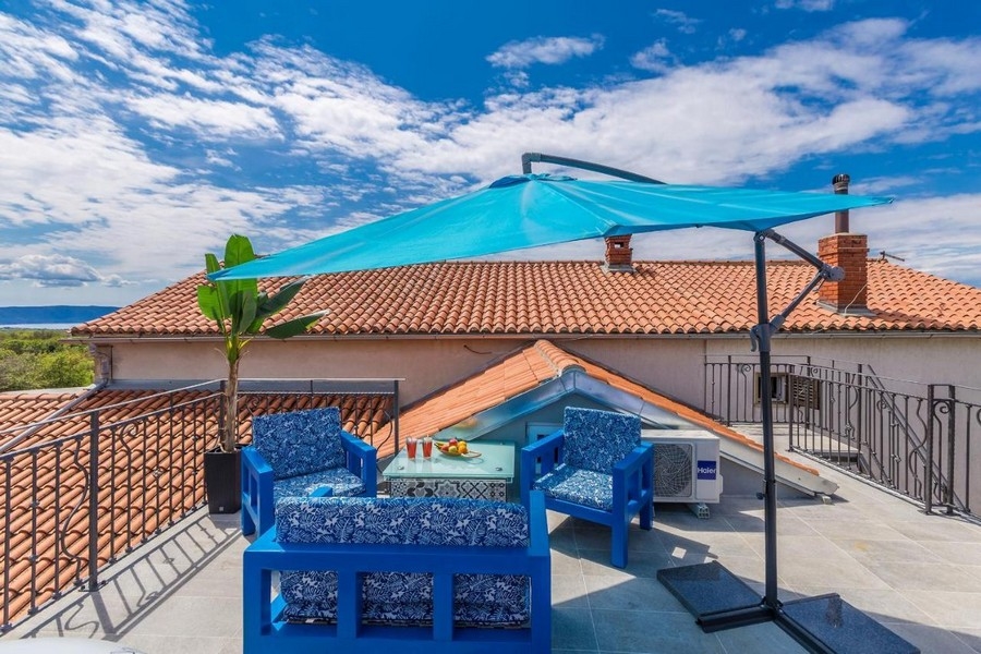 Takterrass på hus H2661, som är till salu i Kroatien - Panorama Scouting.