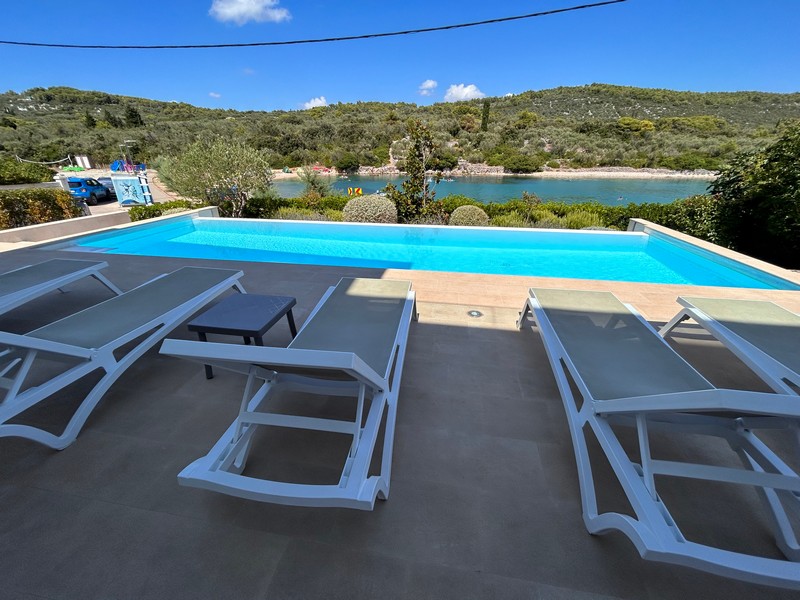 Infinitypool i Villa H2681 i Kroatien - Panorama Scouting.