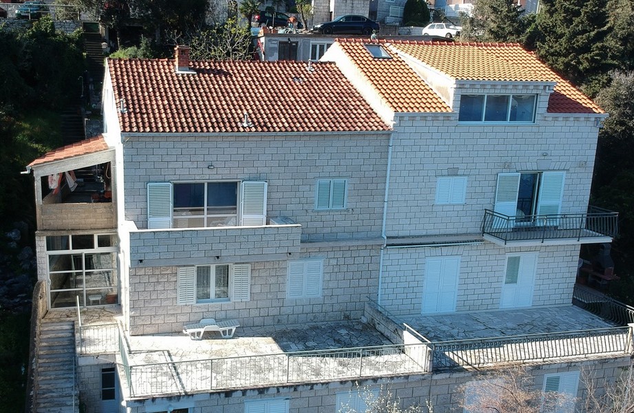 Köp ett hus i Dalmatien - Panorama Scouting H2685.