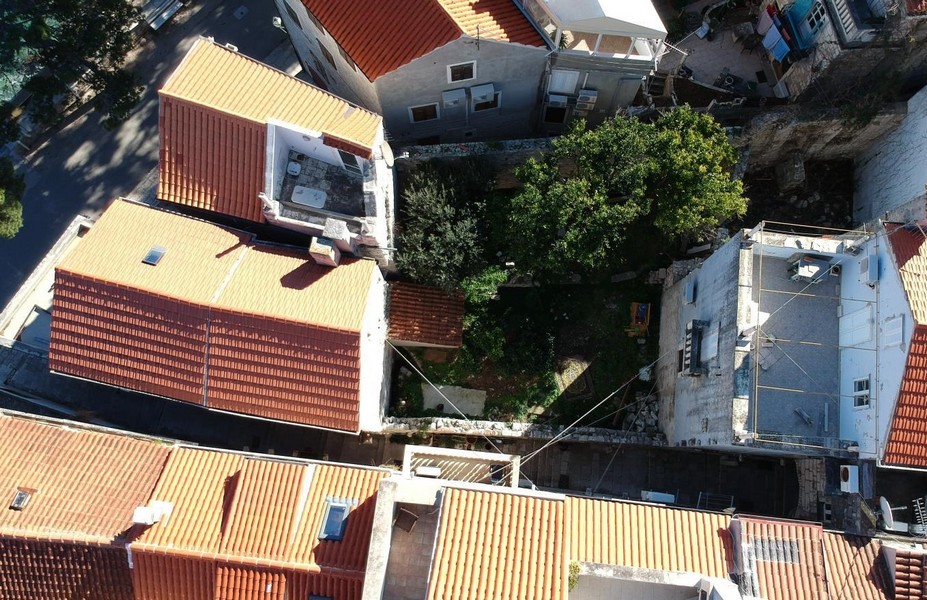 Fastigheter i centrum av Korcula, Kroatien - Panorama Scouting.