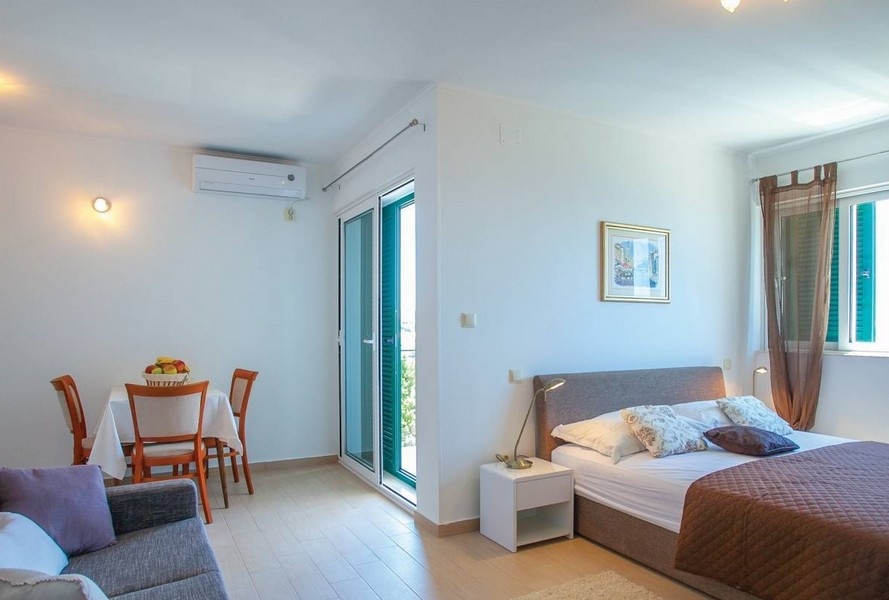 Luftkonditionerat sovrum.