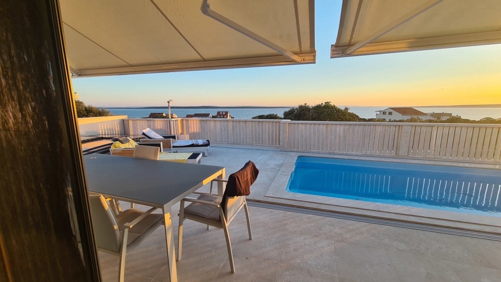 Havsutsikt över fastighet H2724, utbjuden till försäljning i Mandre, Kroatien.