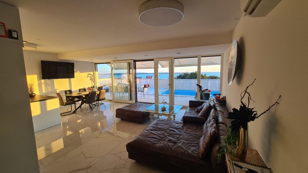 Havsutsikt över fastigheten H2724 i Kroatien - Panorama Scouting.