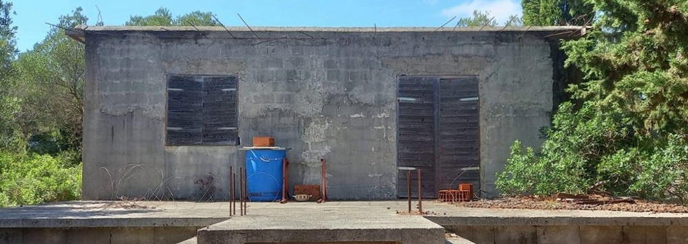 Hus för färdigställande på ön Zut, Kroatien, Dalmatien - H2742