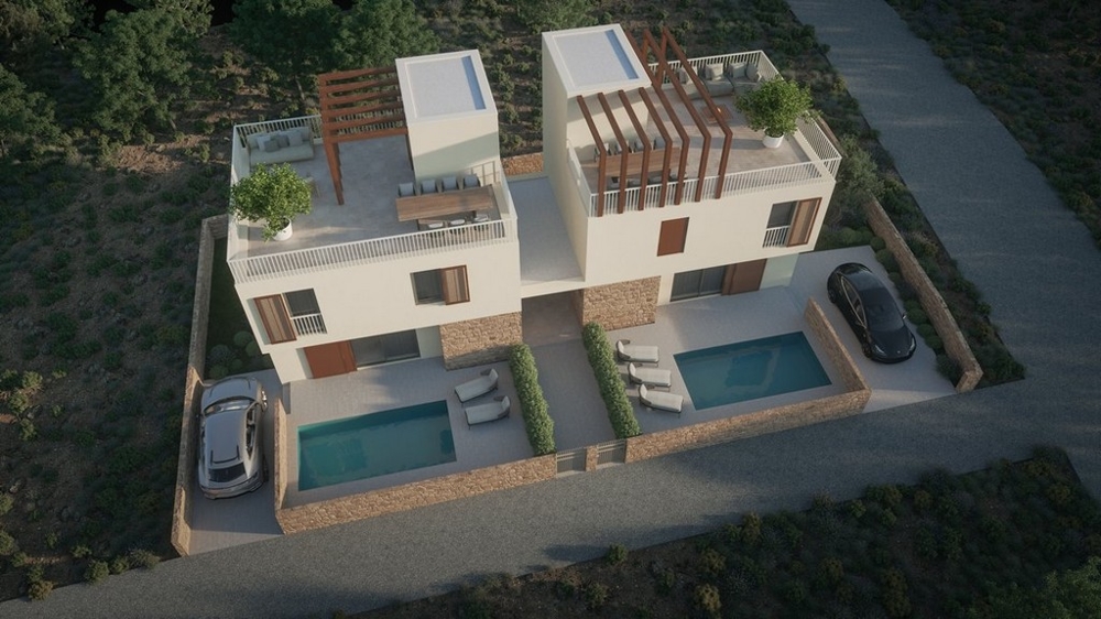 Parhus nära havet till salu i Kroatien.