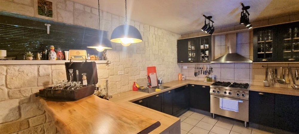 Villa med krog och personallägenhet