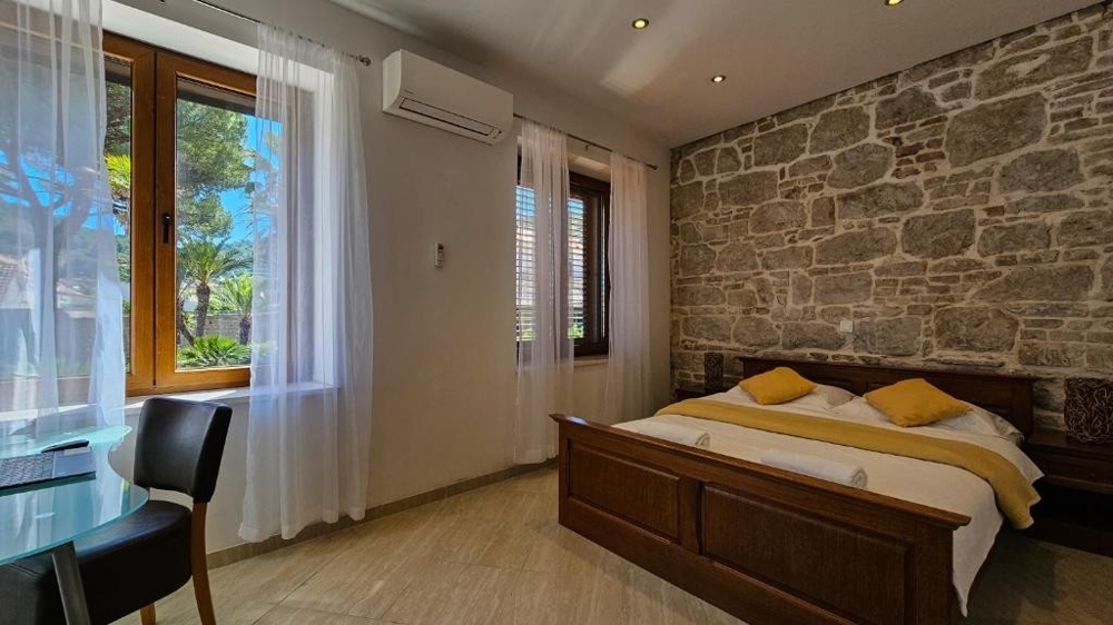 Hus med fantastiskt läge och panoramautsikt