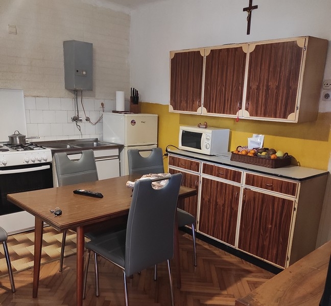 Möblerat hus med kök