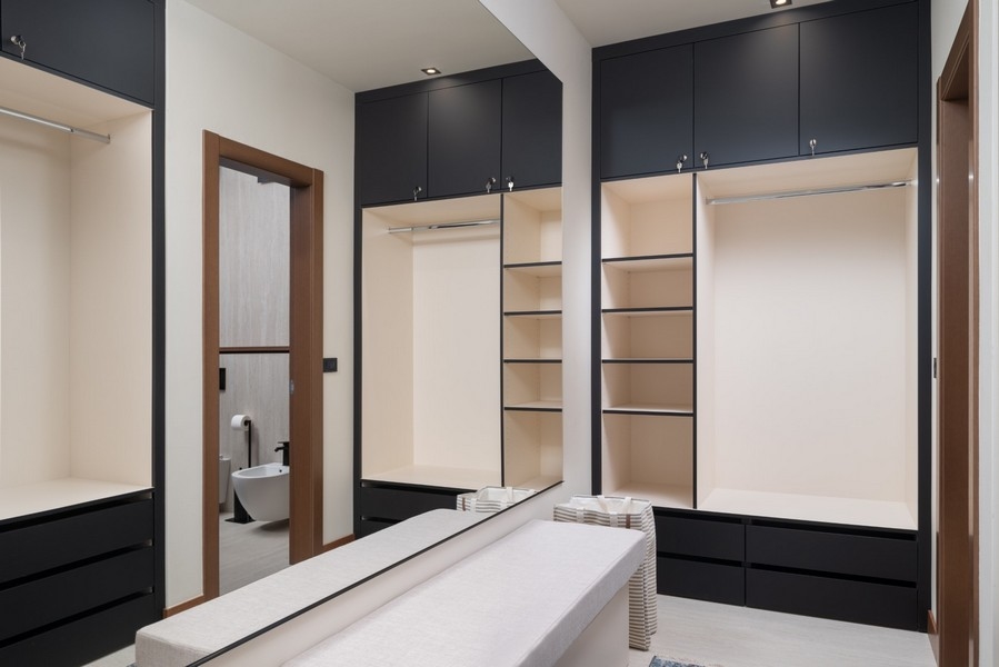 Villa till salu i Razanac, Zadar, Kroatien - klädkammare