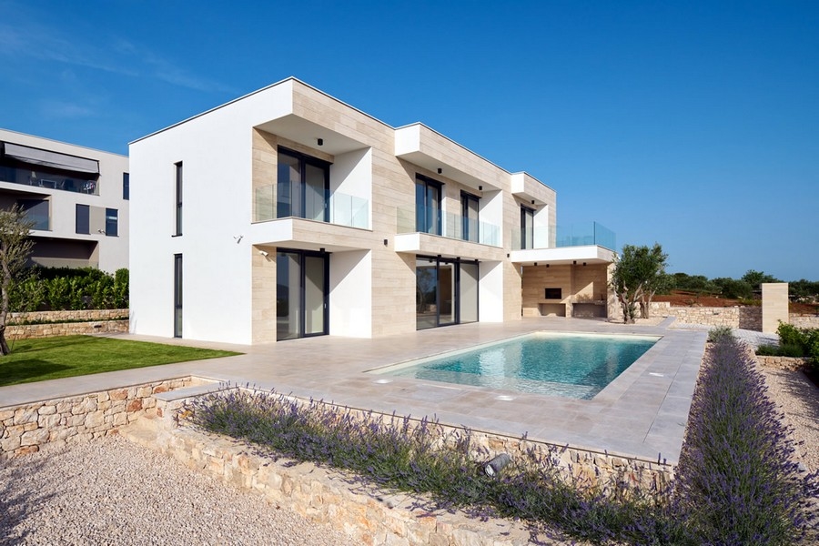 Högkvalitativ villa med pool till salu i Kroatien - Panorama Scouting H3040.