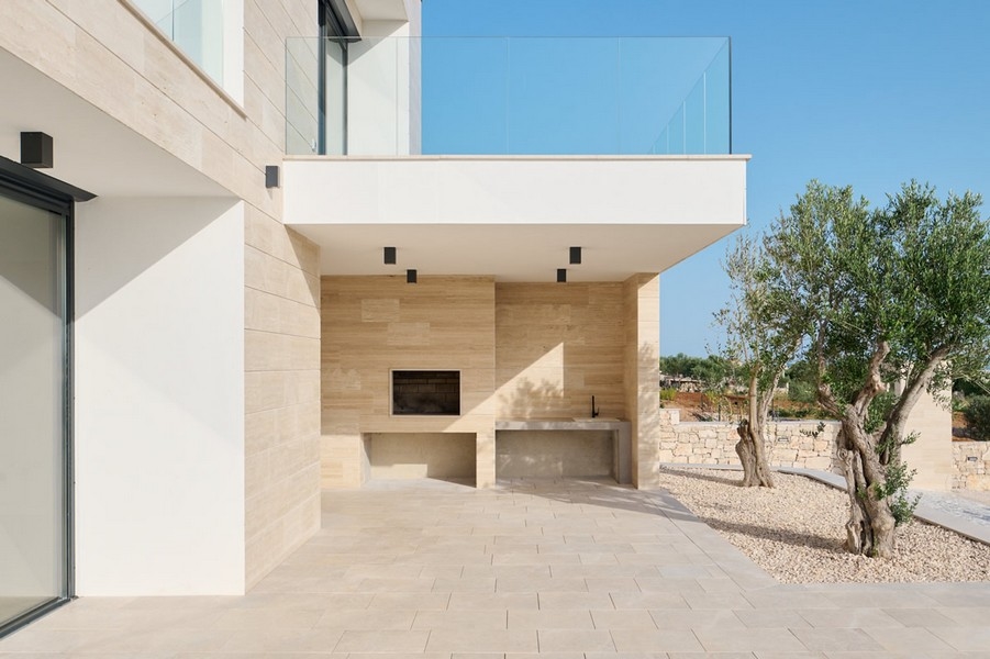 Sommarkök på uteplatsen på Villa H3040.