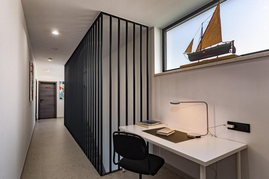 Hall och entré till fastigheten H3389.