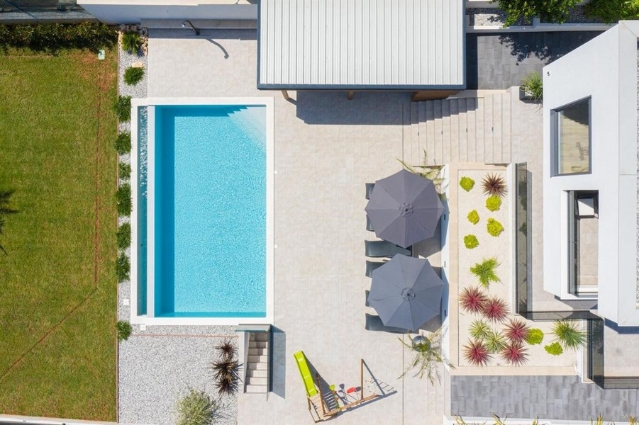 Pool i Villa H3414 i Istrien - Panorama Scouting.