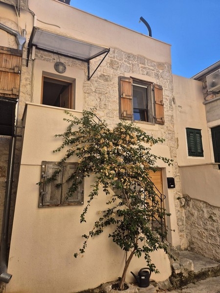 Köp ett hus i Kroatien - Panorama Scouting H3420