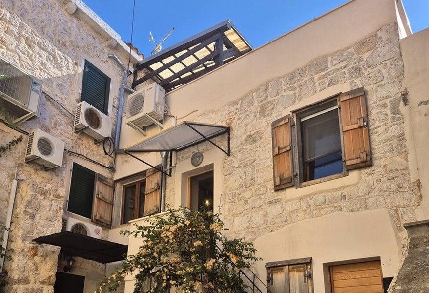 Hus i medelhavsstil till salu i Kroatien - Panorama Scouting.