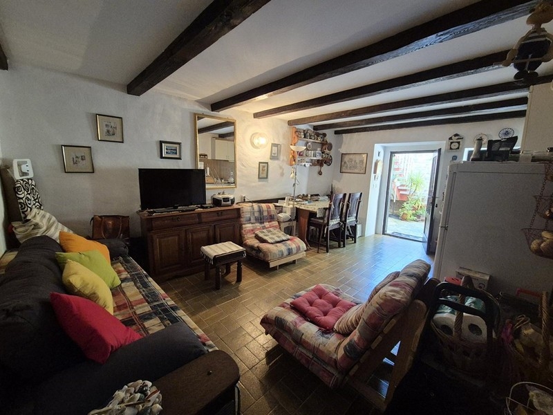 Vardagsrum med takbjälkar