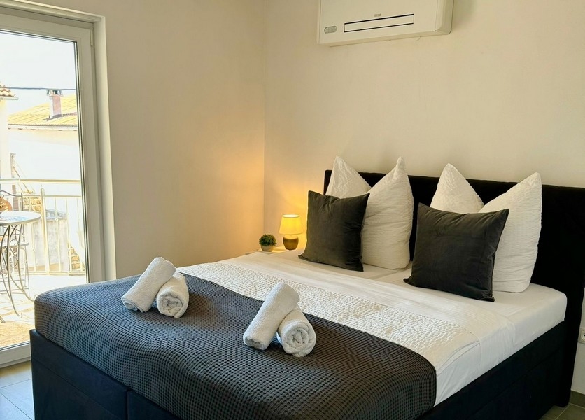 Det luftkonditionerade sovrummet.