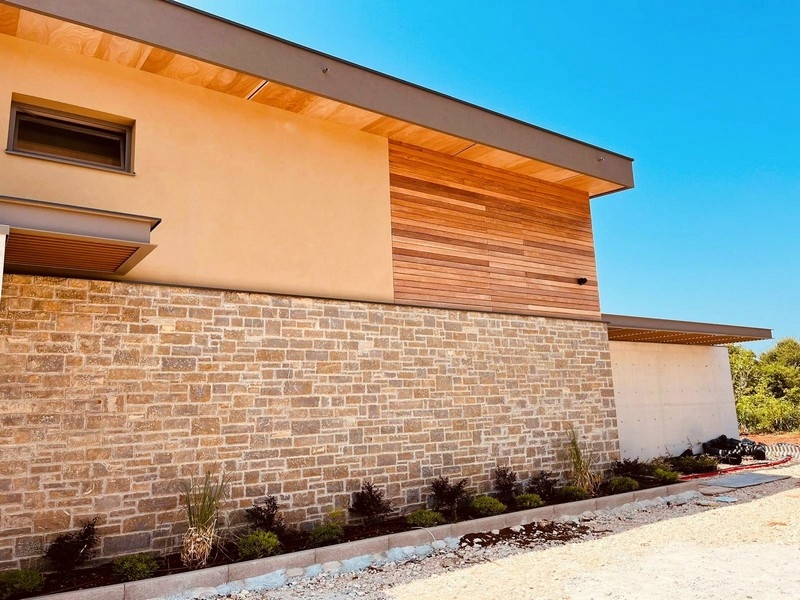 Baksidan av Villa H3485 i Kroatien - Panorama Scouting.