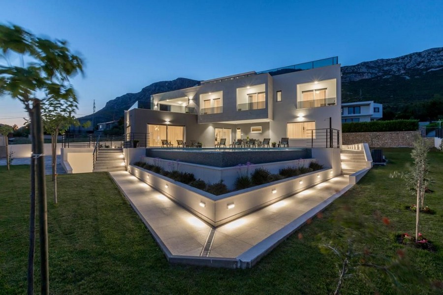 Köp en modern villa i Split, Kroatien - Panorama Scouting.