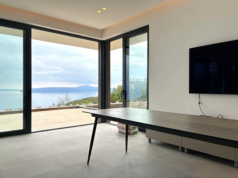 Matplats med utsikt över Kvarnerbukten