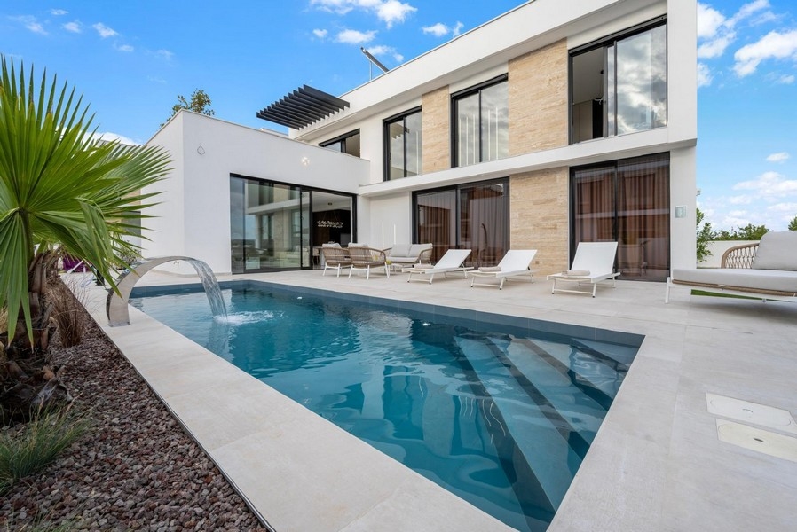 Fastigheter i Kroatien - Panorama Scouting H3551.