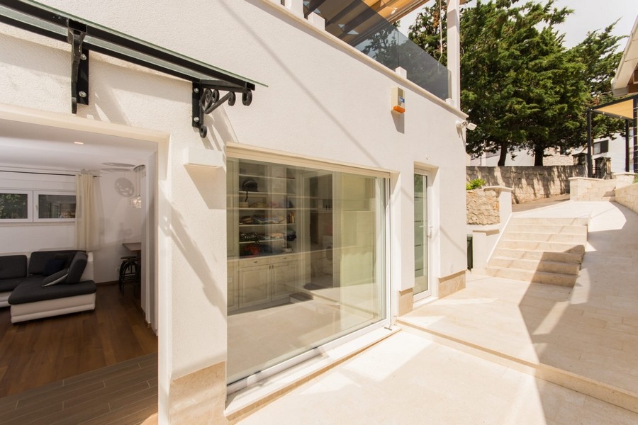 Köp ett medelhavshus i Kroatien - Panorama Scouting H3586.