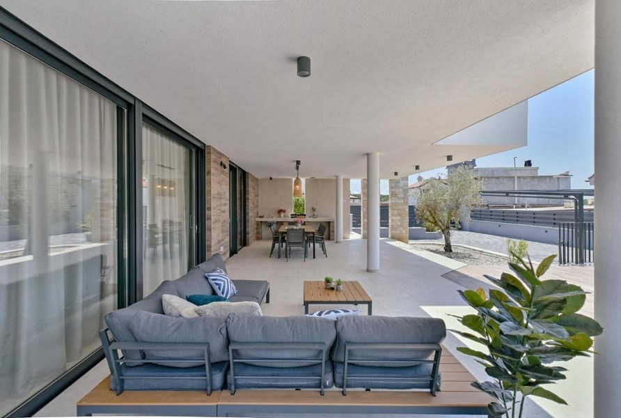 Övertäckt terrass.