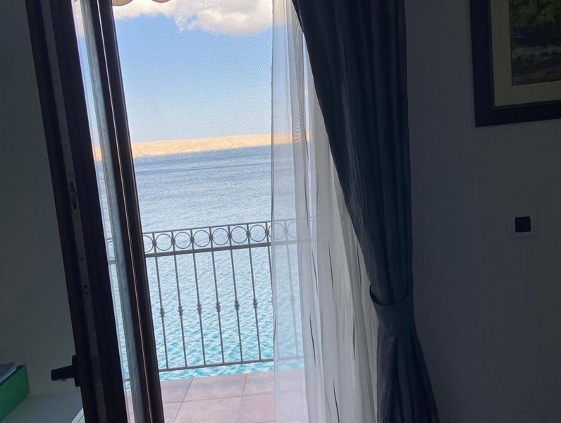 Balkong med havsutsikt